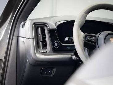 Porsche Cayenne III S E-Hybrid Coupé — photo 22