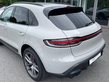 Porsche Macan S — photo 18