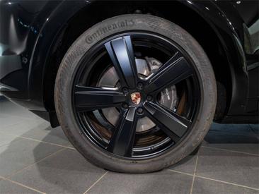 Porsche Cayenne III E-Hybrid Coupé — photo 6