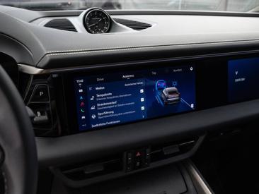 Porsche Macan Electrique Turbo — photo 37