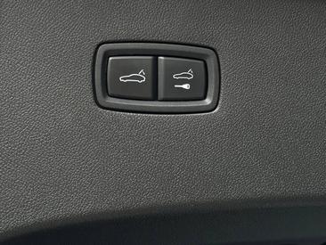 Porsche Cayenne III E-Hybrid Coupé — photo 25