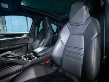 Porsche Cayenne III E-Hybrid Coupé — photo 12