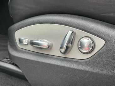 Porsche Macan S — photo 29