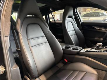 Porsche Panamera II ph2 GTS — photo 24