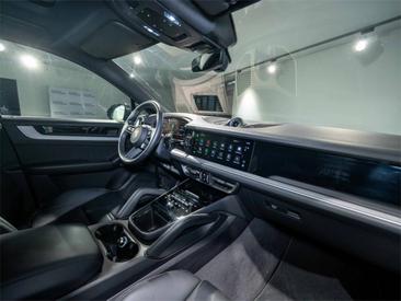 Porsche Cayenne III E-Hybrid Coupé — photo 13