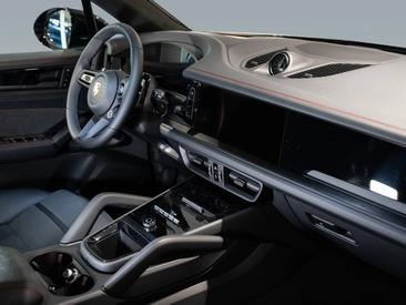 Porsche Cayenne III GTS — photo 16