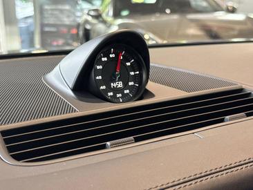Porsche Panamera II ph2 GTS — photo 29