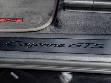 Porsche Cayenne III GTS — photo 30