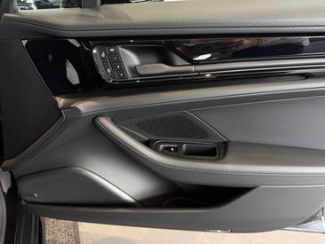 Porsche Panamera III GTS — photo 29