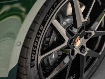 Porsche Panamera III 4 E-Hybrid — photo 12