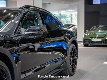 Porsche Taycan ph2 4S Cross Turismo — photo 16