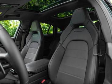 Porsche Panamera III 4 E-Hybrid — photo 17