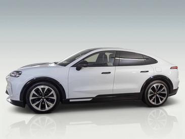 Porsche Cayenne E4 Coupé Electric — photo 2