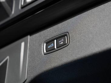 Porsche Cayenne III GTS — photo 28
