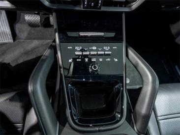 Porsche Cayenne III E-Hybrid Coupé — photo 28