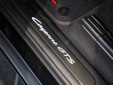 Porsche Cayenne III GTS — photo 29