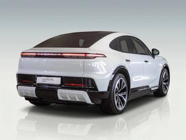 Porsche Cayenne E4 Coupé Electric — photo 7