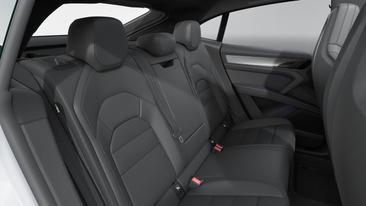 Porsche Cayenne E4 Coupé Electric — photo 13