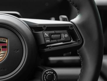 Porsche Panamera III 4 E-Hybrid — photo 26