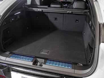 Porsche Cayenne E4 Coupé Electric — photo 19