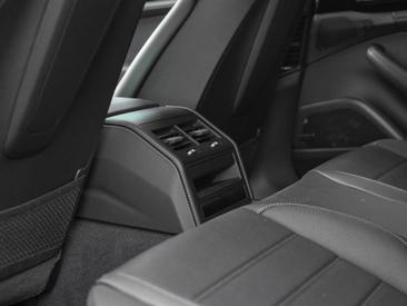 Porsche Panamera III 4 E-Hybrid — photo 34