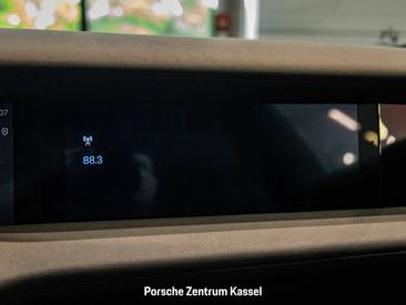 Porsche Taycan ph2 4S Cross Turismo — photo 34