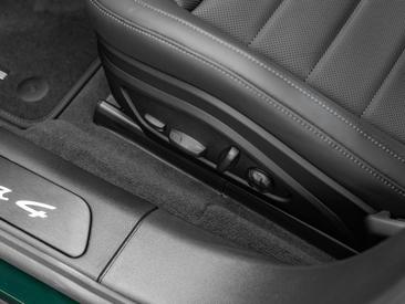 Porsche Panamera III 4 E-Hybrid — photo 38