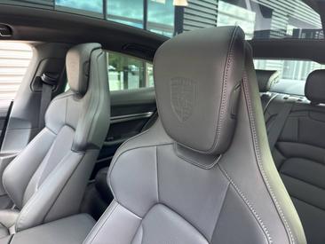 Porsche Taycan ph2 4S Black Edition — photo 14