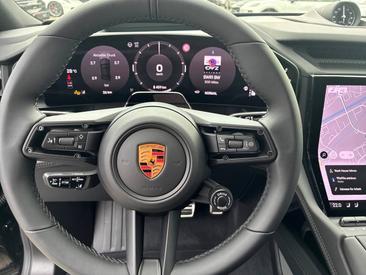 Porsche Cayenne E4 S Coupé Electric — photo 10