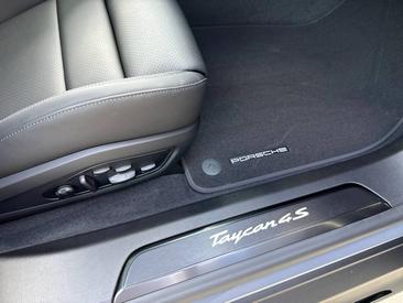 Porsche Taycan ph2 4S Black Edition — photo 20