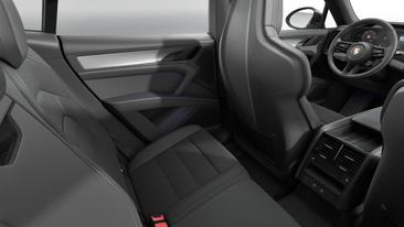 Porsche Cayenne E4 S Coupé Electric — photo 14
