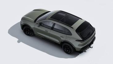 Porsche Cayenne E4 S Electric — photo 4