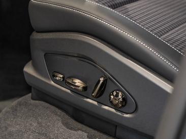 Porsche Cayenne E4 S Coupé Electric — photo 25