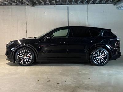 Porsche Cayenne E4 S Electric
