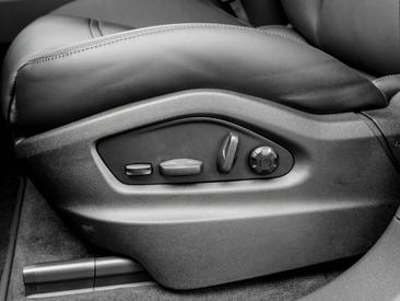 Porsche Cayenne III E-Hybrid Coupé Black Edition — photo 12