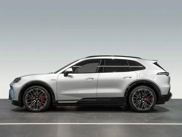 Porsche Cayenne E4 S Electric — photo 2