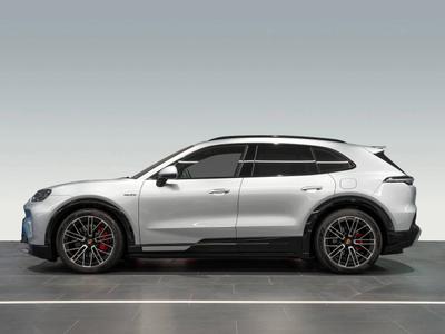Porsche Cayenne E4 S Electric