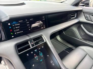 Porsche Taycan ph2 4S Black Edition — photo 42