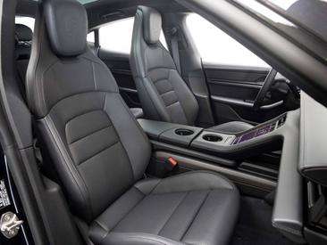 Porsche Taycan ph2 Black Edition — photo 21