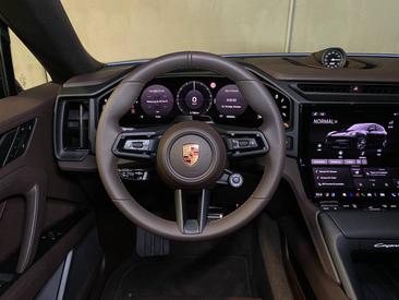 Porsche Cayenne E4 S Electric — photo 14