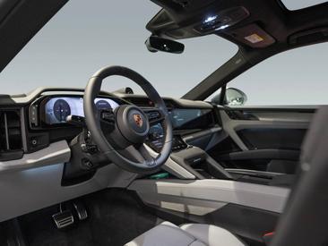 Porsche Cayenne E4 S Electric — photo 14