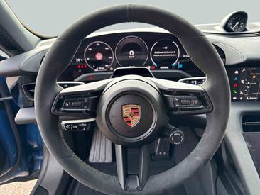 Porsche Taycan ph2 4 Cross Turismo — photo 22