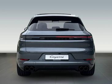 Porsche Cayenne III E-Hybrid Black Edition — photo 5