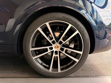 Porsche Cayenne III Black Edition — photo 9