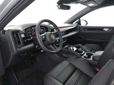 Porsche Cayenne III E-Hybrid Coupé Black Edition — photo 11