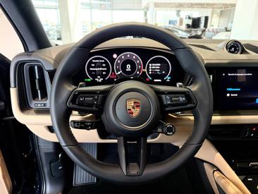 Porsche Cayenne III Black Edition — photo 15