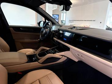 Porsche Cayenne III Black Edition — photo 22