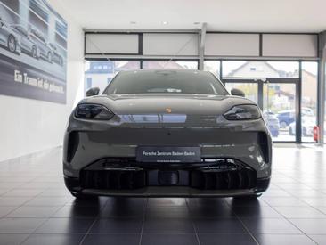 Porsche Cayenne E4 S Coupé Electric — photo 2