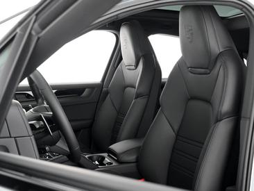 Porsche Cayenne III E-Hybrid Coupé Black Edition — photo 18