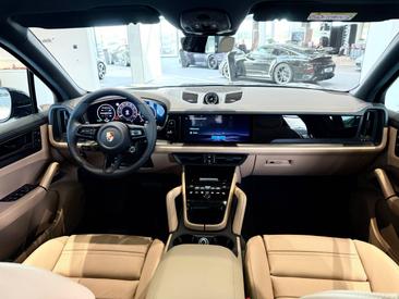 Porsche Cayenne III Black Edition — photo 26